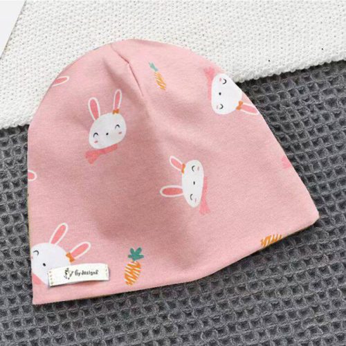 کلاه های نخی طرحدار