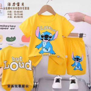 تیشرت و شلوارک طرح استیچ‌