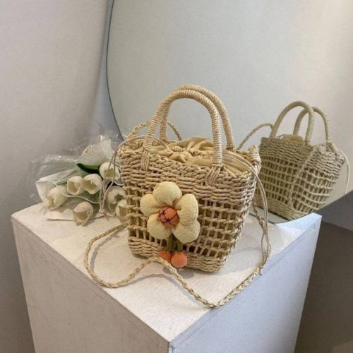 کیف های حصیری طرح گل‌دار