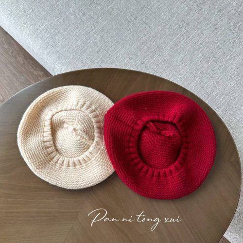 کلاه های فرانسوی طرح پوم دار