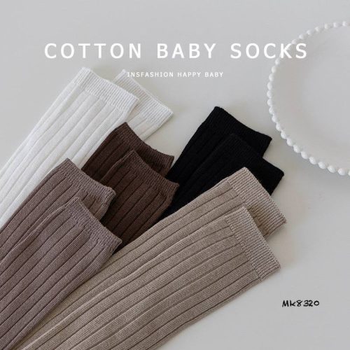 جوراب های ساق بلند رنگی