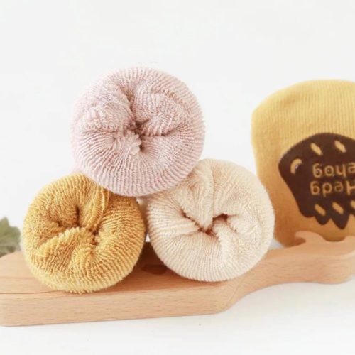 جوراب زمستانی طرح دایناسوری