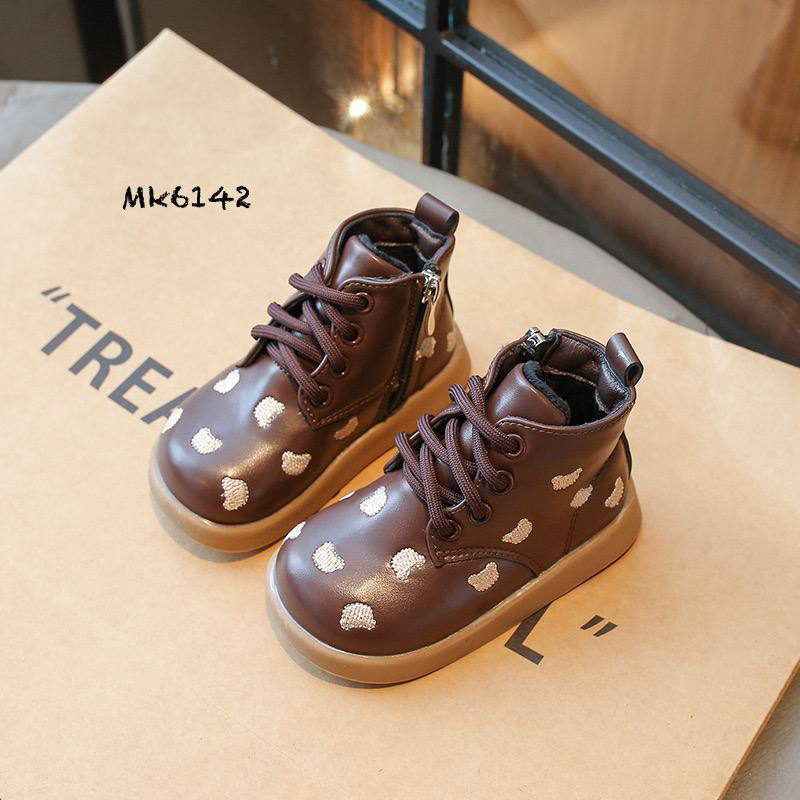  نیم بوت های طرح میکی