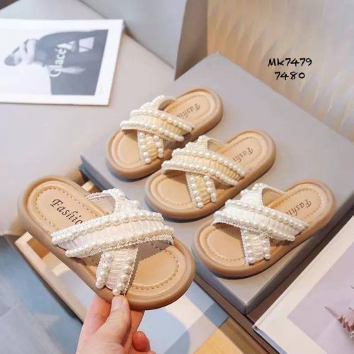  صندل های جذاب مرواریدی