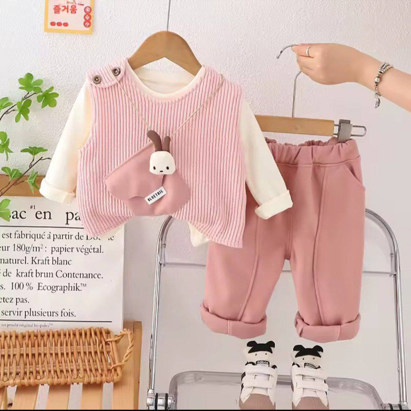 ⁨ ست بلوز شلوار و ژیله طرح خرگوش