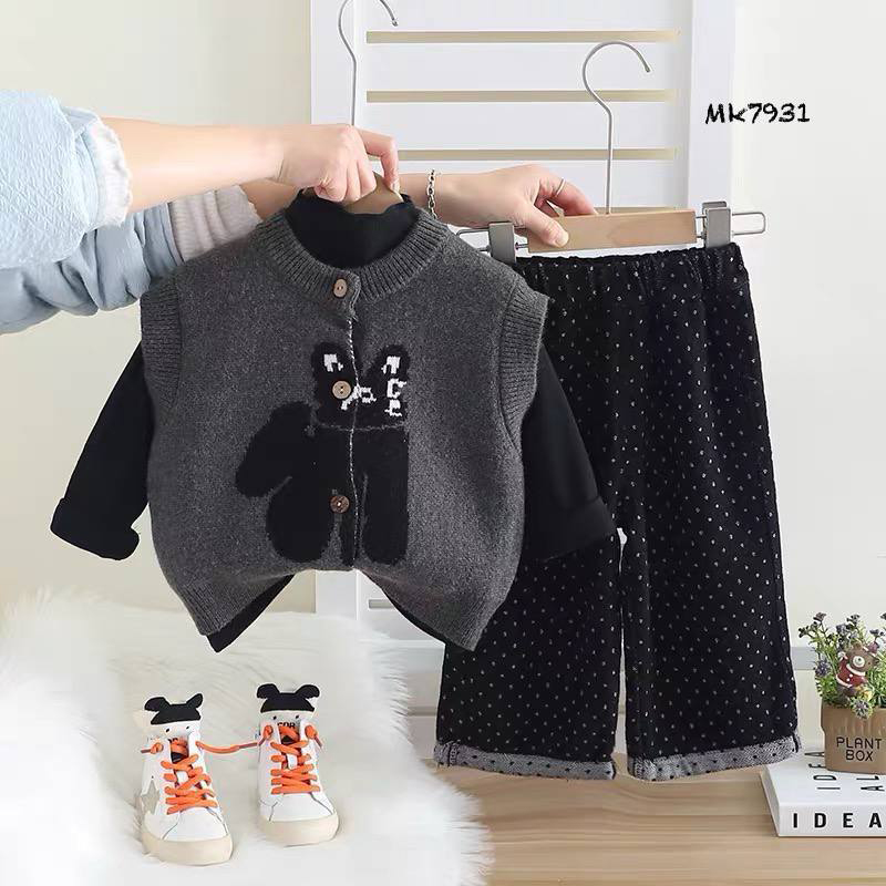 ست ژیله و شلوار طرح گربه