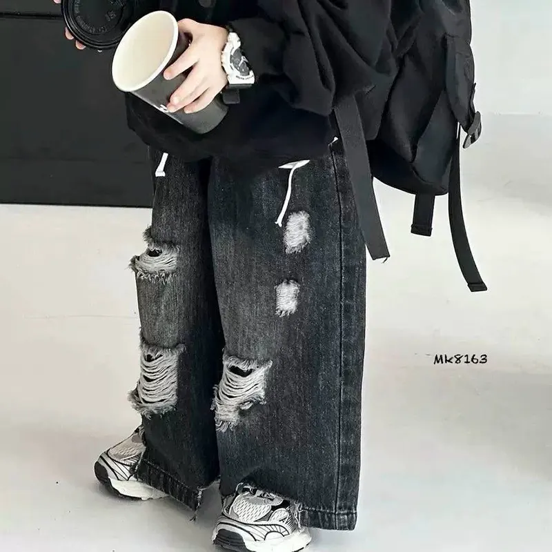 ست دو تکه هودی و شلوار جین پسرانه مدل اسپرت (مناسب کودکان 3 تا 8 سال)