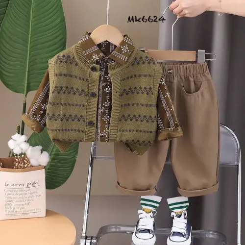 ست شومیز، شلوار و ژیله پسرانه با طراحی شیک