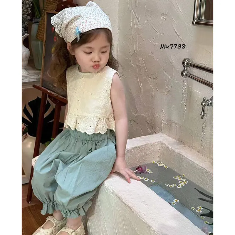 ست دو تیکه تاپ و شلوارک گیپور دخترانه