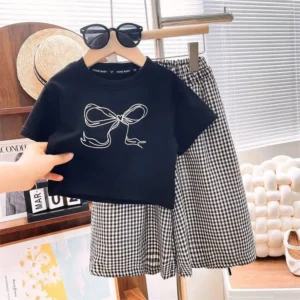 ست کراپ و شلوار دخترانه پاپیونی مشکی (مناسب کودکان 2 تا 7 سال)