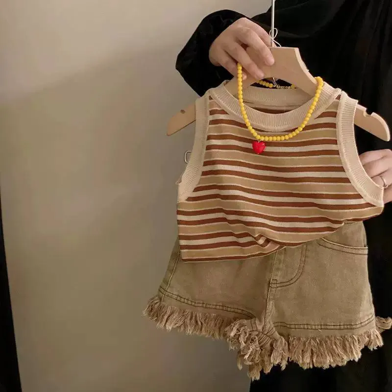 ست تاپ شلوارک جین دخترانه (مناسب ۲ تا ۹ سال)