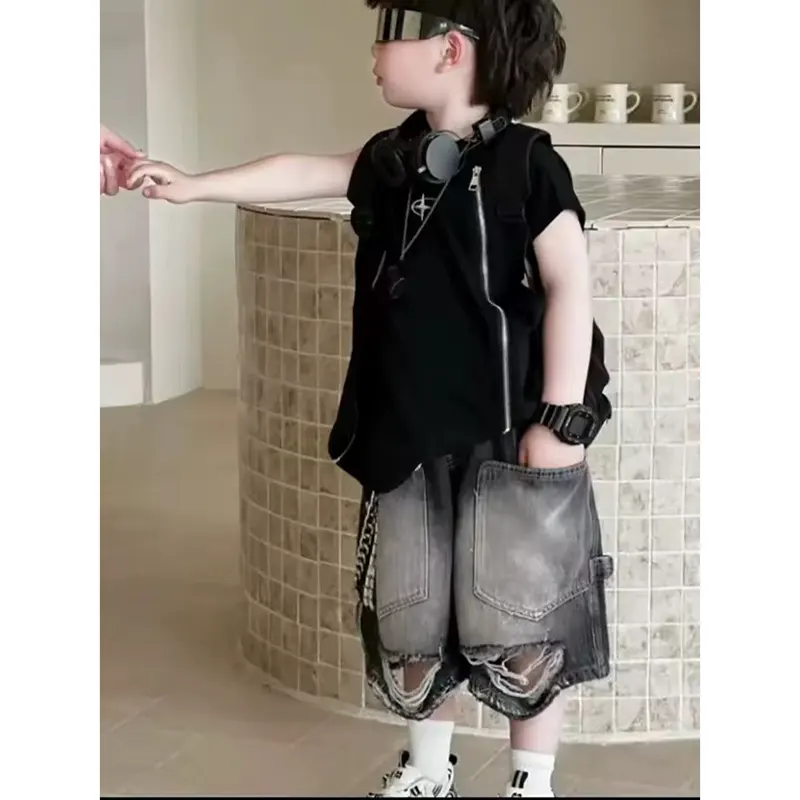 ست تیشرت و شلوارک جین زاپدار پسرانه (مناسب ۲ تا ۹ سال)